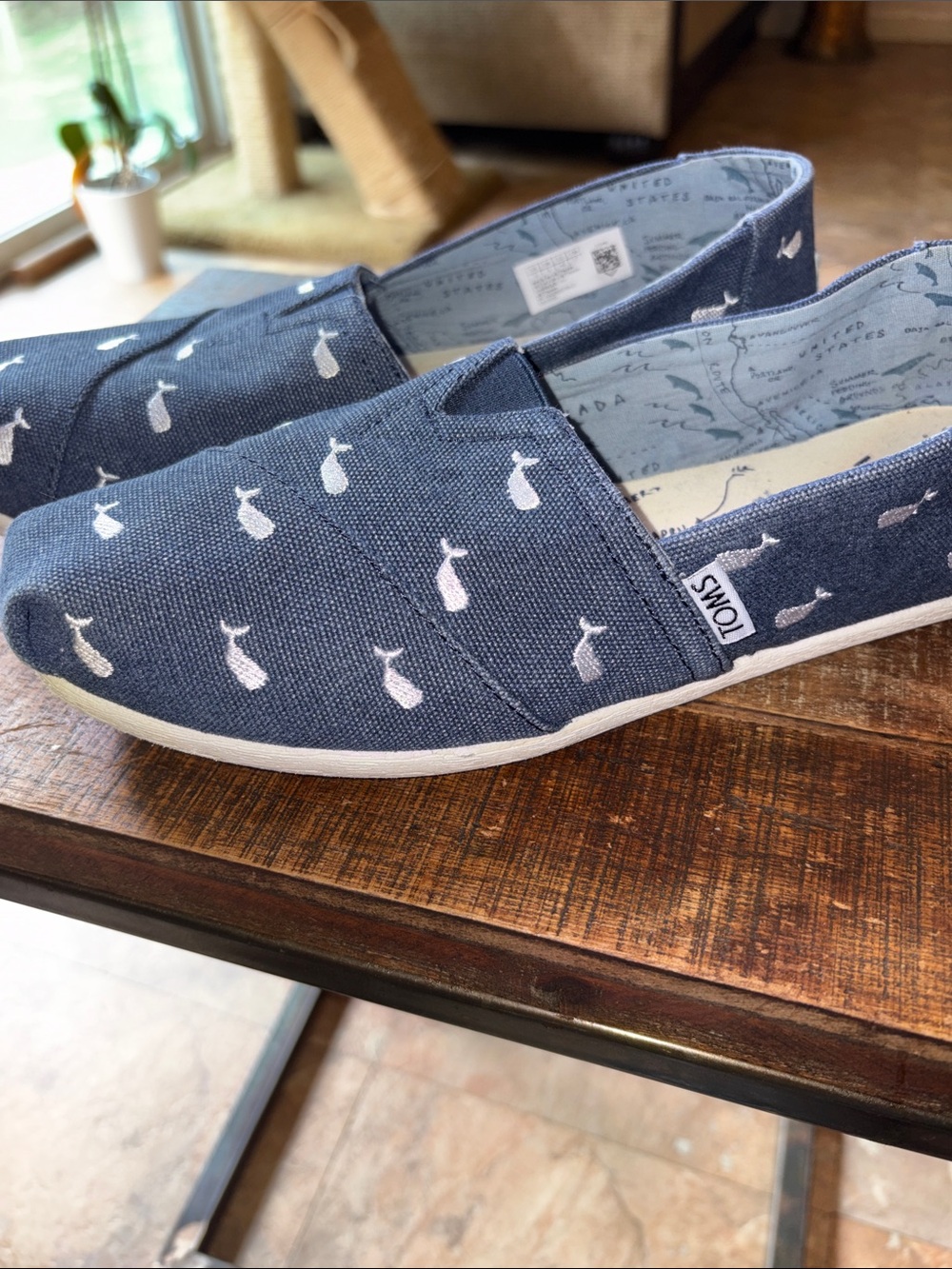 TOMS Woman’s Size Alpargata Slip-On Shoes in Navy Whale Print
